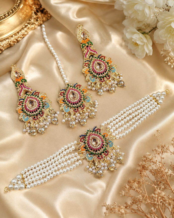 Mehr-e-rang Choker Set